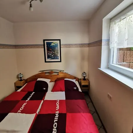 Ferienwohnung In Westum Mit Terrasse - B48501 *